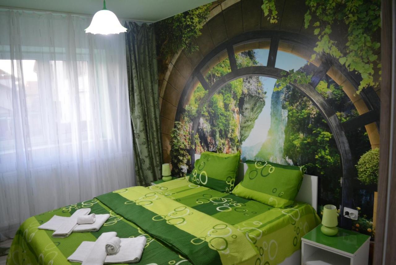 Green Rooms Hunedoara Exteriör bild
